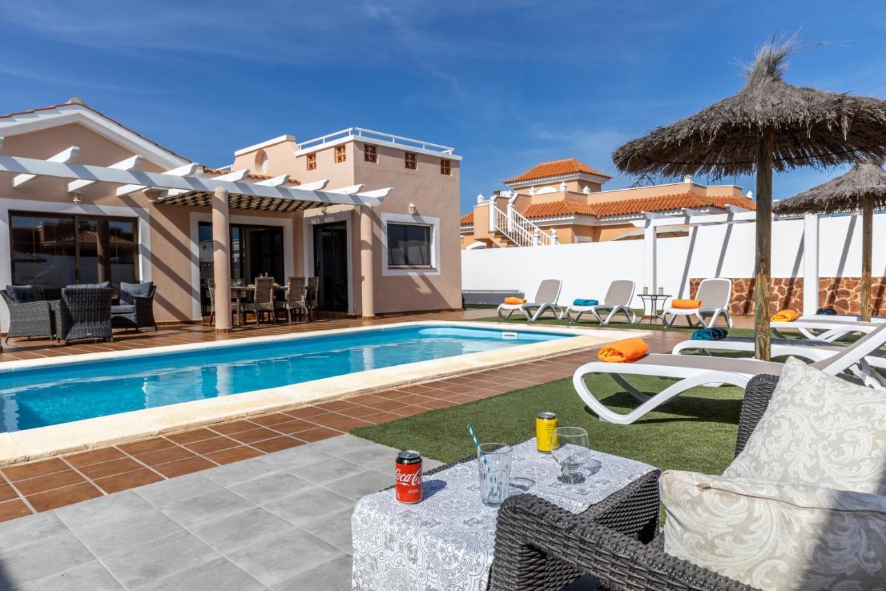 Villa With Private Pool, Near Beach And Golf Caleta De Fuste- Villa Charlotte Costa De Antigua Luaran gambar