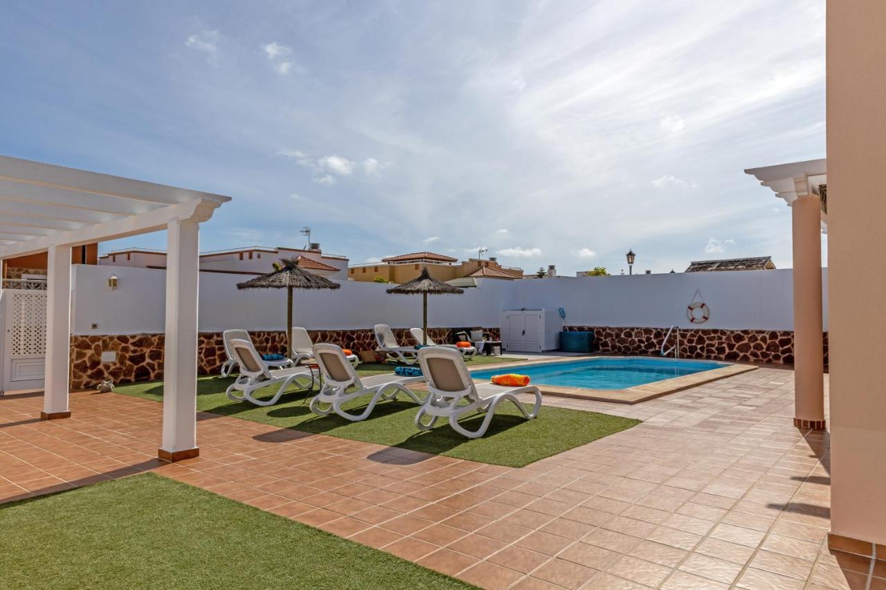 Villa With Private Pool, Near Beach And Golf Caleta De Fuste- Villa Charlotte Costa De Antigua Luaran gambar
