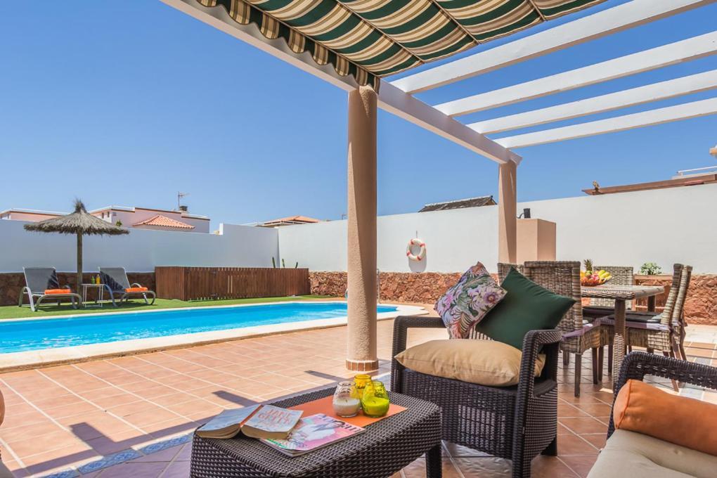 Villa With Private Pool, Near Beach And Golf Caleta De Fuste- Villa Charlotte Costa De Antigua Luaran gambar