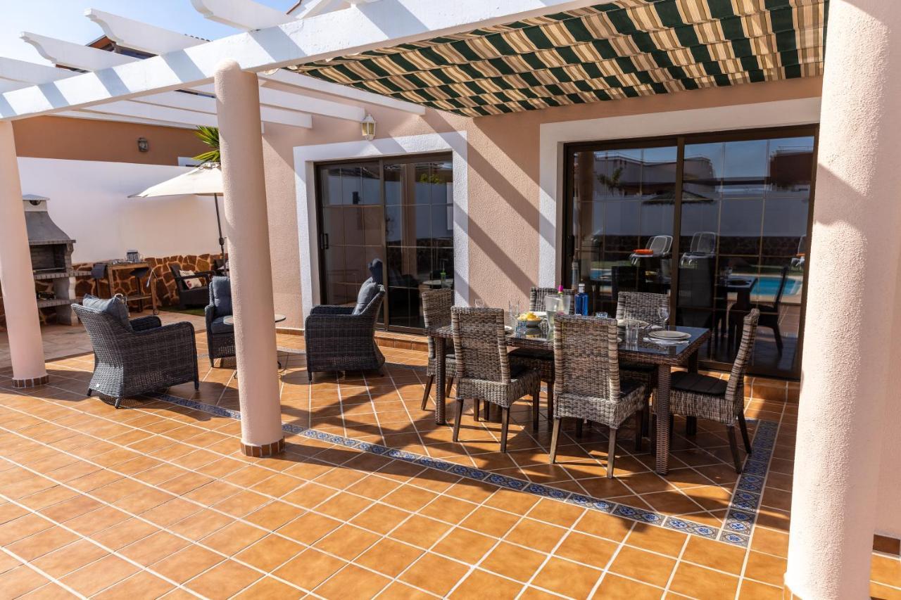Villa With Private Pool, Near Beach And Golf Caleta De Fuste- Villa Charlotte Costa De Antigua Luaran gambar